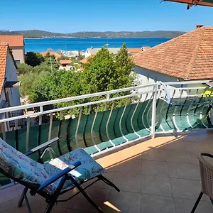 Apartman Gotovina, Biograd Na Moru