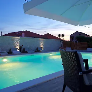 Apartmán Antonija With Pool, Biograd Na Moru