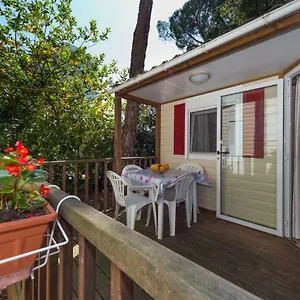 Prázdninový areál Diana & Josip Mobile Homes, Biograd Na Moru
